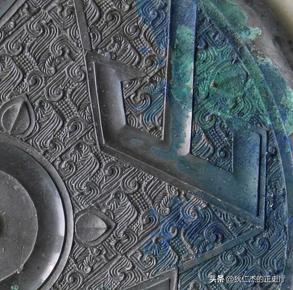 战国铜镜以什么纹最多最有特色,战国铜镜纹样设计