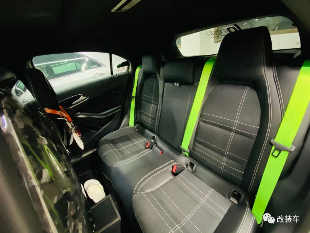 奔驰a200改装电动座椅多少钱,奔驰a200改a45