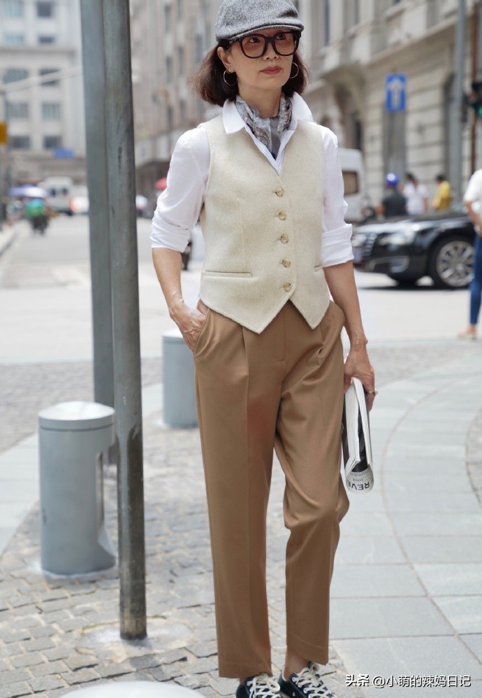 三木妈妈是这个年龄段的穿搭榜样,三木妈妈冬天气质洋气穿搭