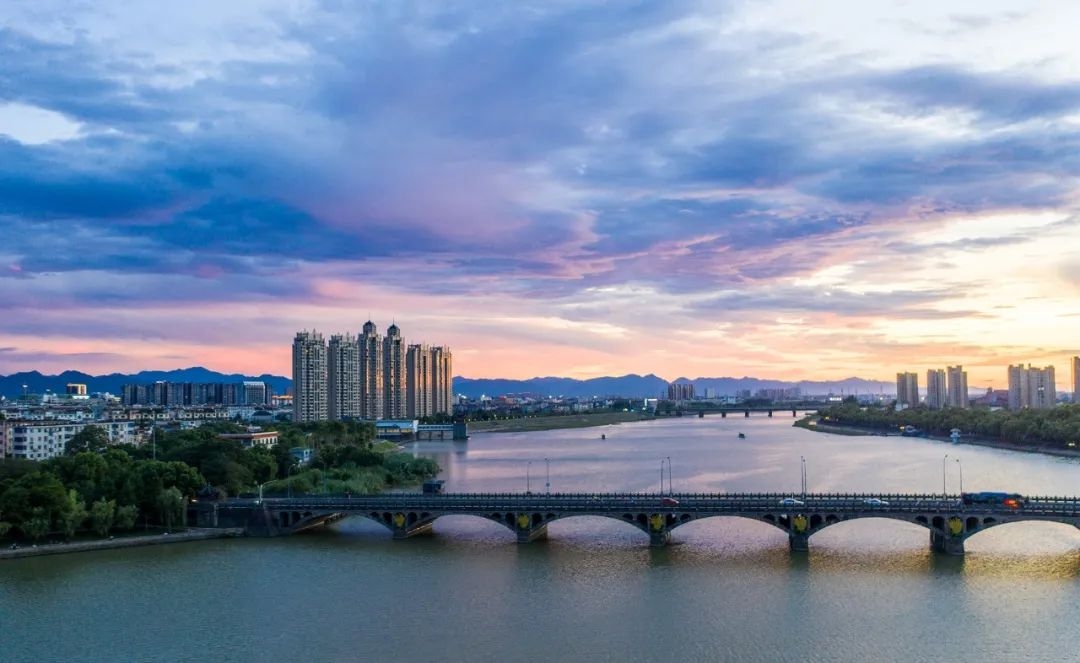 近乡情怯，归来仍是少年！