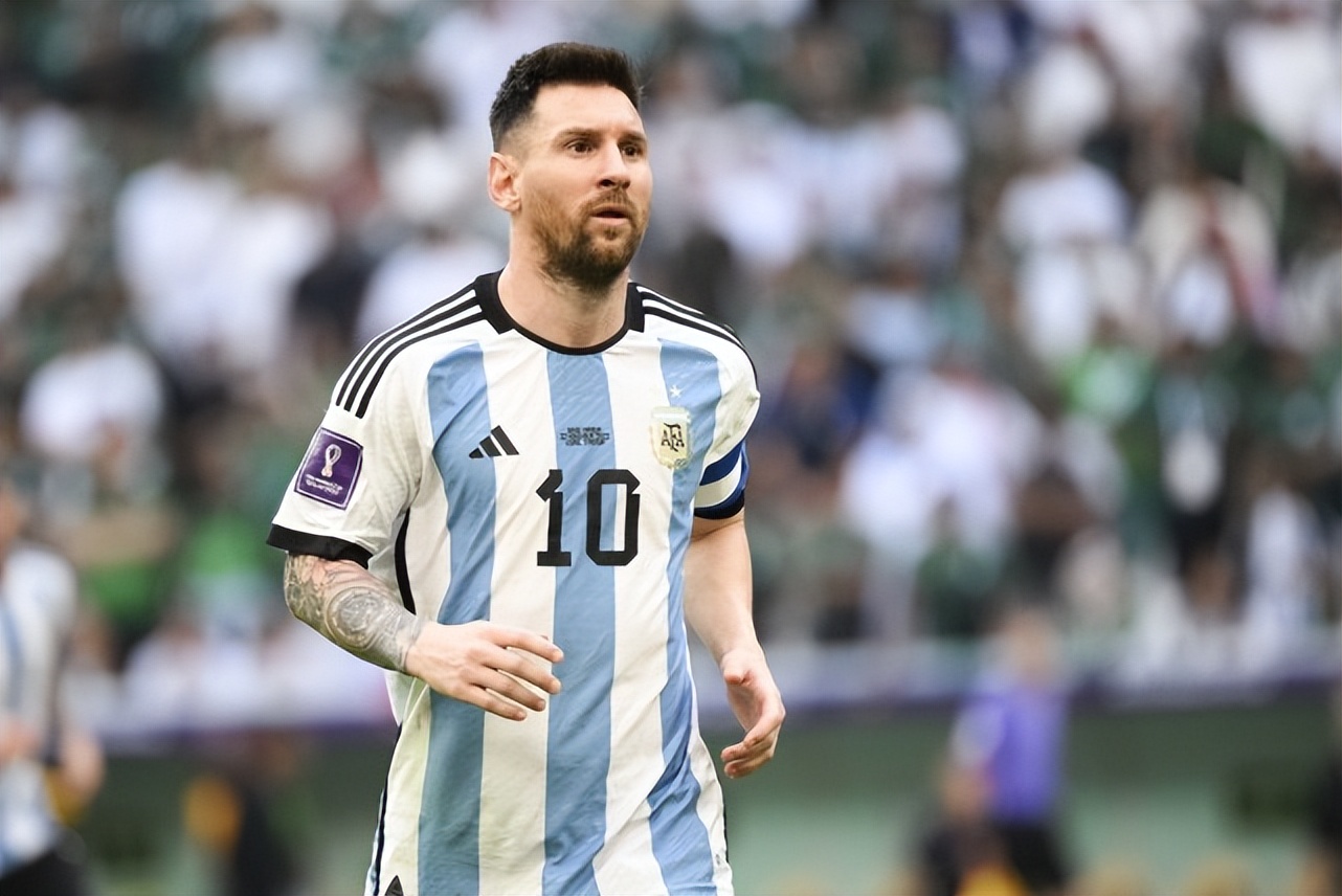 沙特阿拉伯2比1阿根廷世界杯,世界杯阿根廷1:6惨败