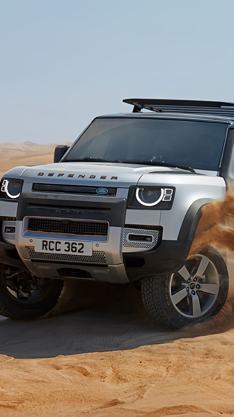 路虎卫士110跟奔驰s级怎么去选,沉稳而不失激情全新路虎卫士110