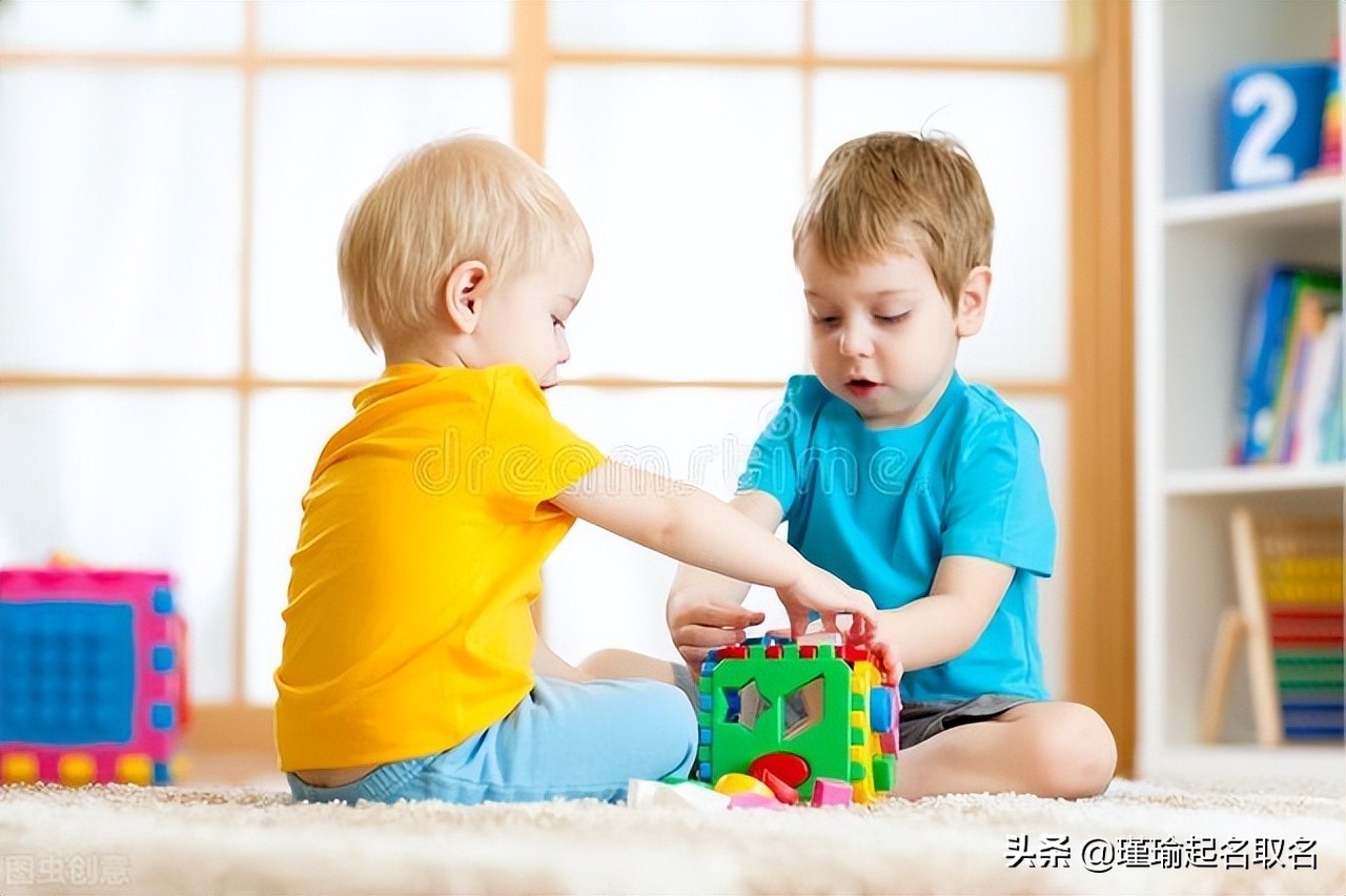 2022带锦虎宝宝名字,最后一个字带锦字的男孩名字