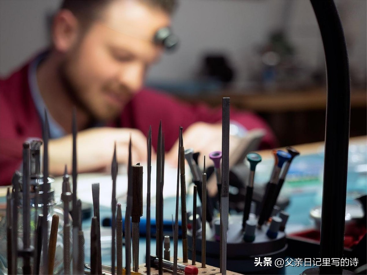 买名牌表需要注意哪些,买表如何避坑