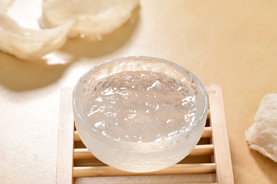 无脚鸟飞走,无脚雨燕如何繁殖