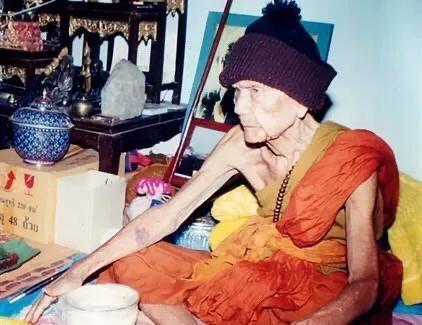 龙婆moon几大圣僧,龙婆moon简历