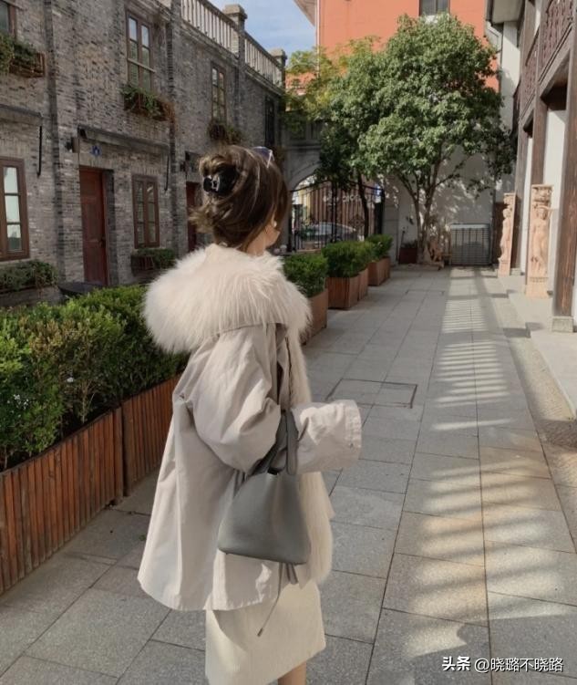 冬季羽绒服和派克服哪个更适合女,派克服搭配短款羽绒服好看吗