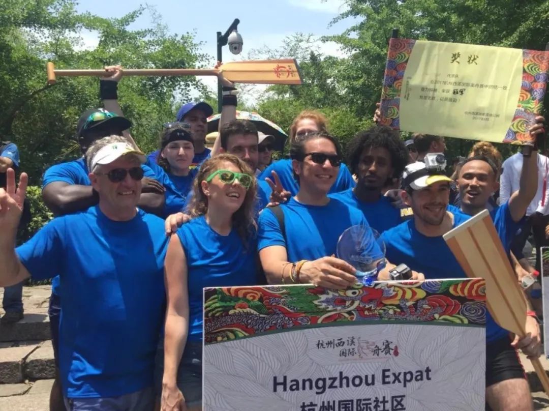 春天的潺潺溪水,春天的顶流