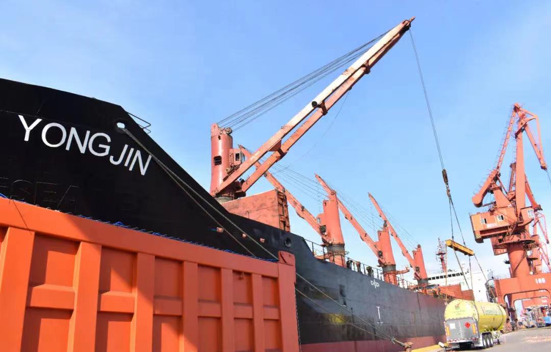 共建“一带一路”，张家港外代携手攀华集团、海进江成功开拓西非航线