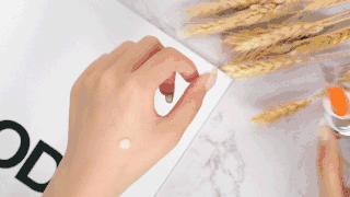 雅诗兰黛小棕瓶家族，从肌底修护开始让肌肤由内而外透亮发光