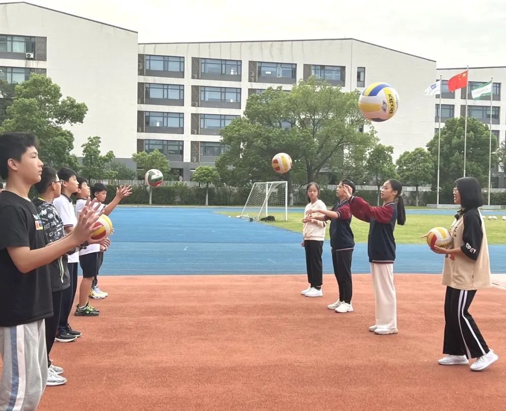 体育创新展示,体育特色课程开发与实施心得体会