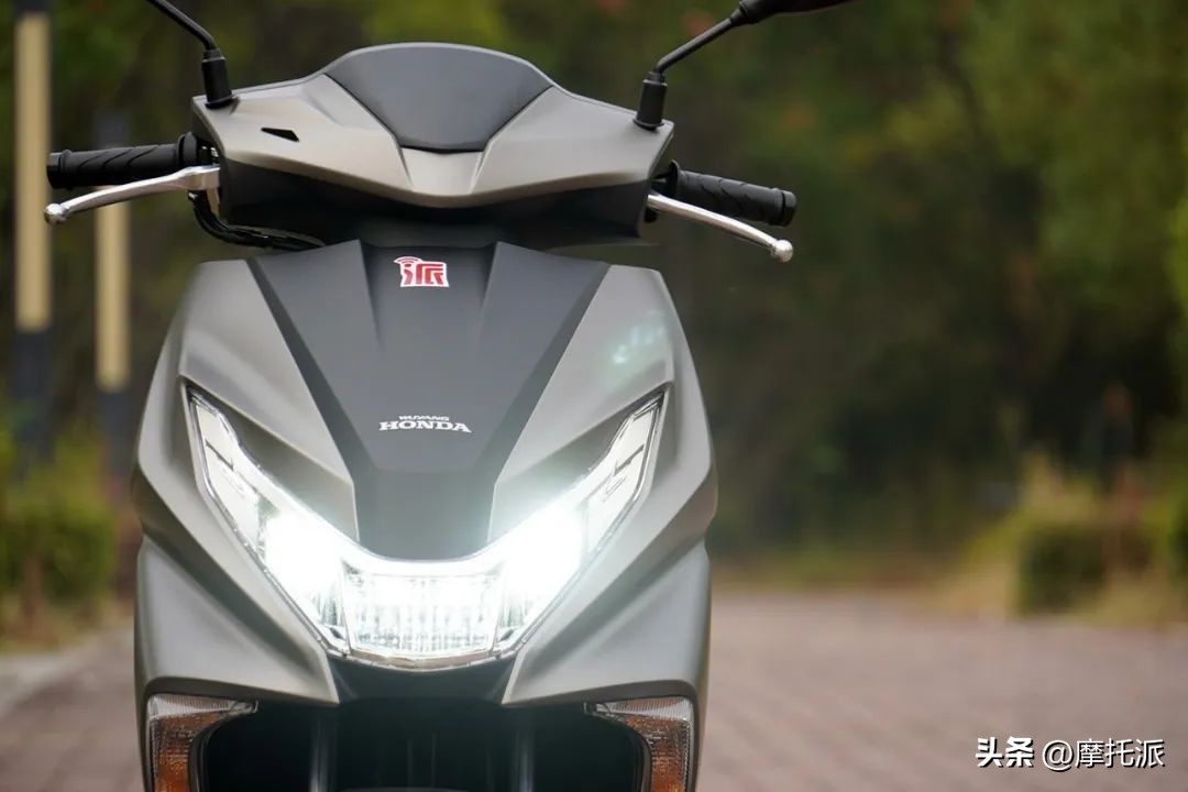 本田ncr125和铃木uy125实测,五羊本田摩托车踏板ncr125价格