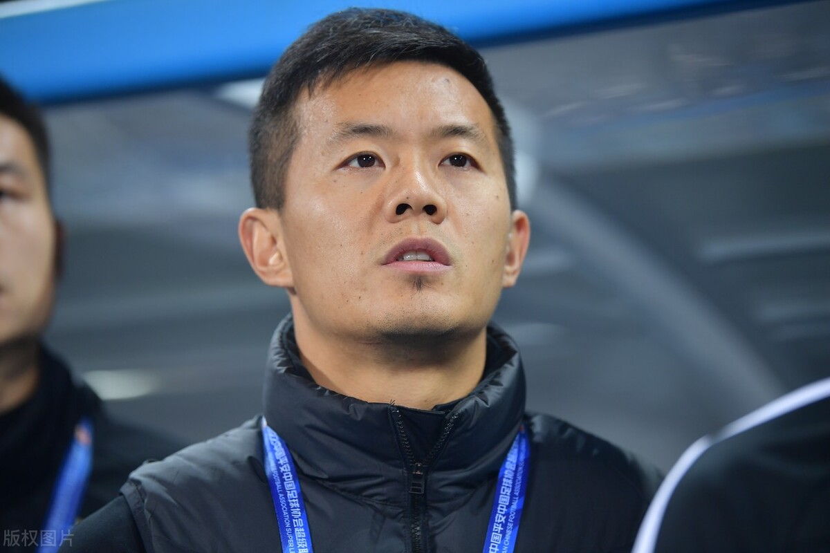 前国足退役后的现状,前国足退役两年多重披战袍