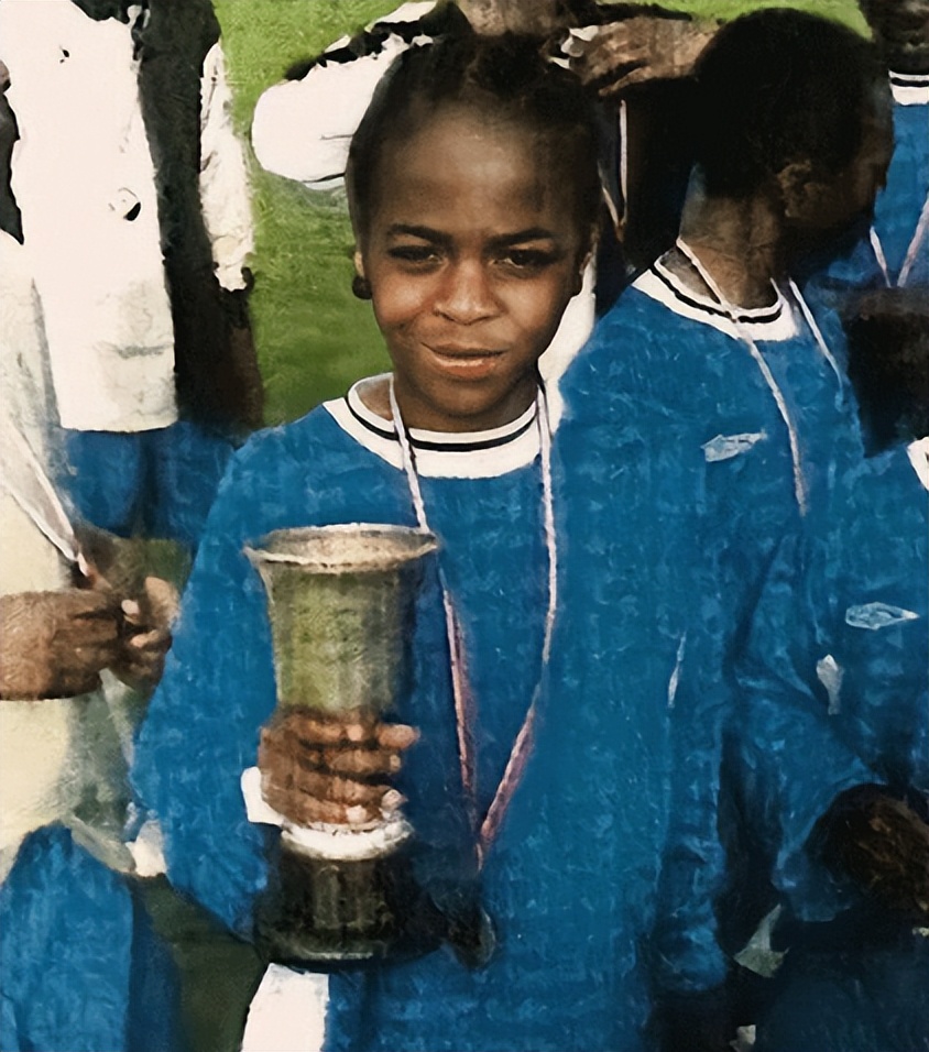 足坛明星小孩,足坛球星萌娃视频