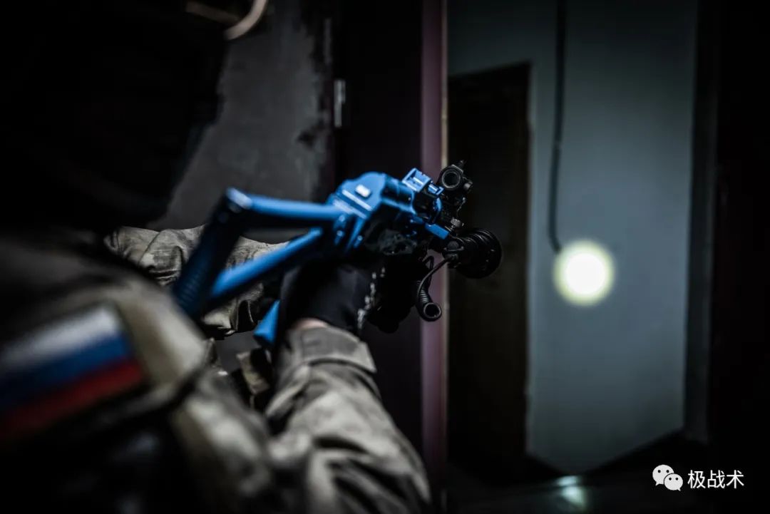 奈特科尔p35i手电筒夜间实测,奈特科尔p35i有升级版没