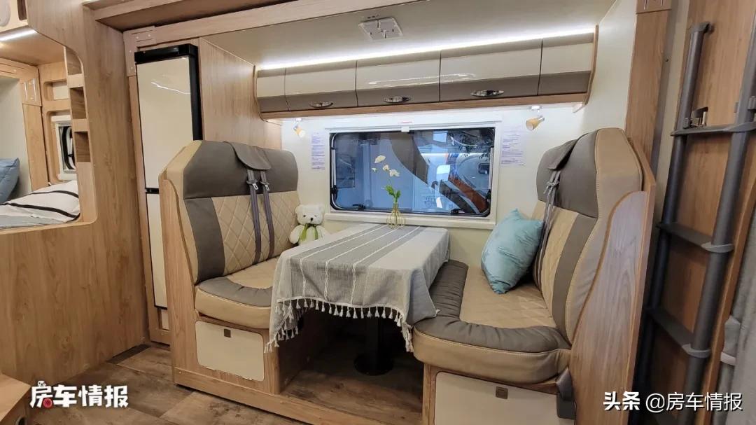 最新款国产六驱重型房车,国产6.5吨房车无拓展