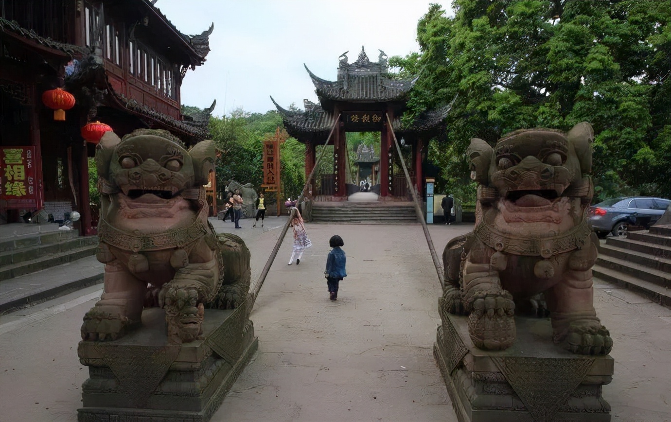 拜水都江堰问道青城山是诗词吗,拜水都江堰问道青城山完整版