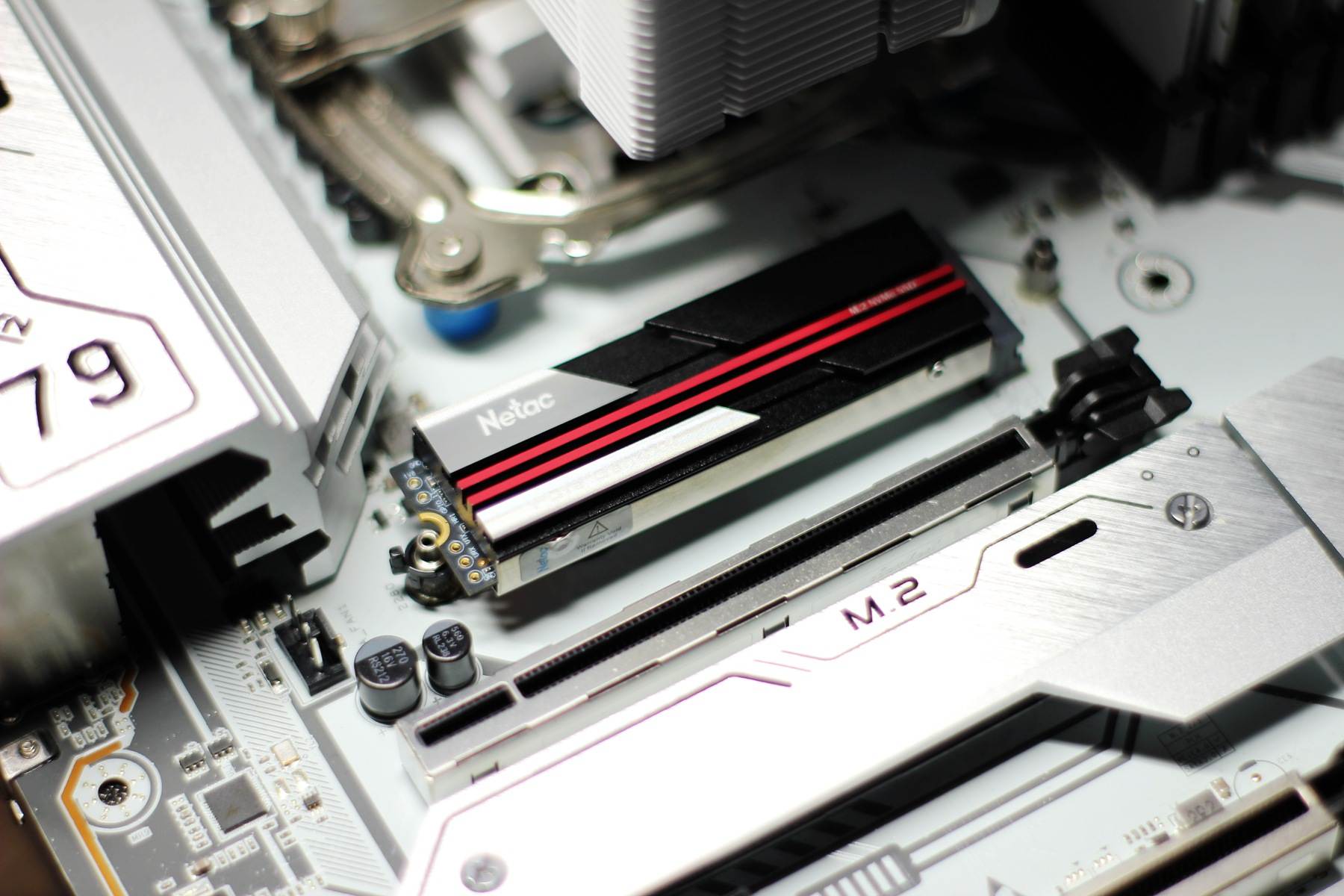 朗科nv7000和nv7000g,朗科固态硬盘nv3000和nv2000