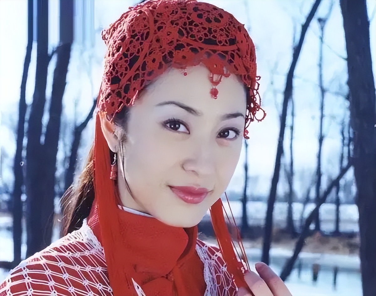 56岁陈法蓉近况曝光，两次被指插足，恋爱被骗2.8亿元，差点抑郁自杀：别劝我结婚！