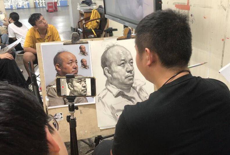 学美术可以做的高薪职业,女生学美术以后能从事什么职业