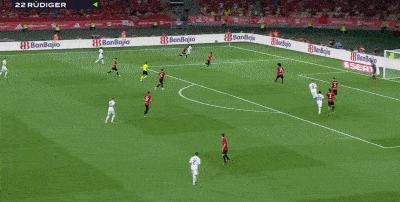 fifaonline4罗德里戈和阿扎尔,罗德里戈双响本泽马替补建功