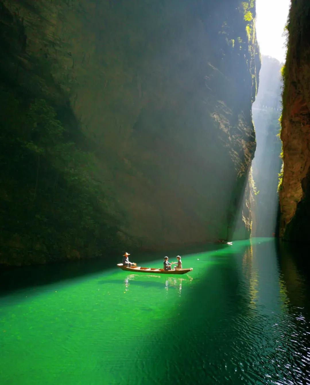 西安到恩施自驾沿途哪些旅游景点,恩施哪个景点不用爬山的路线好走