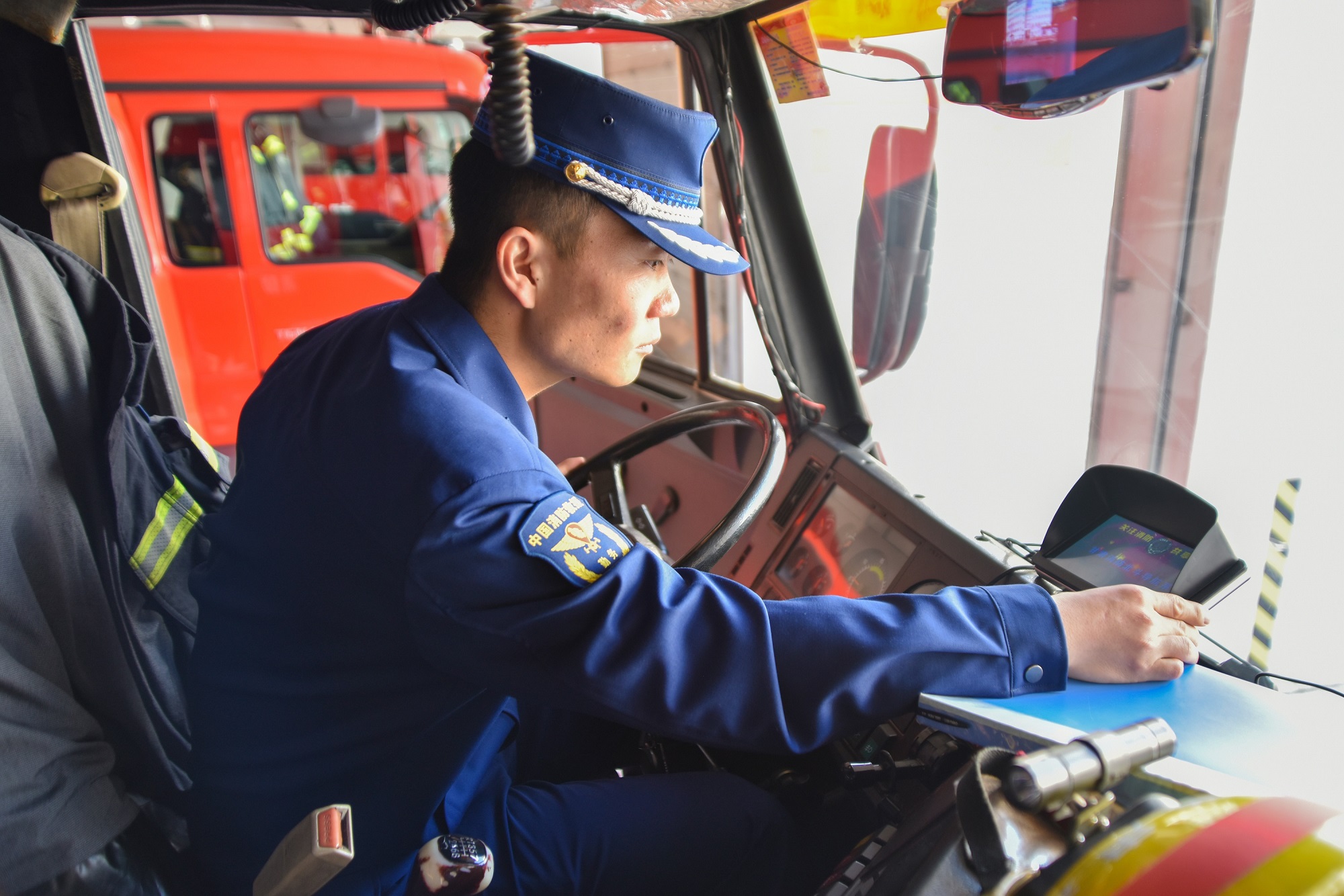消防救援站开展警容风纪大检查,嘉峪关消防救援支队