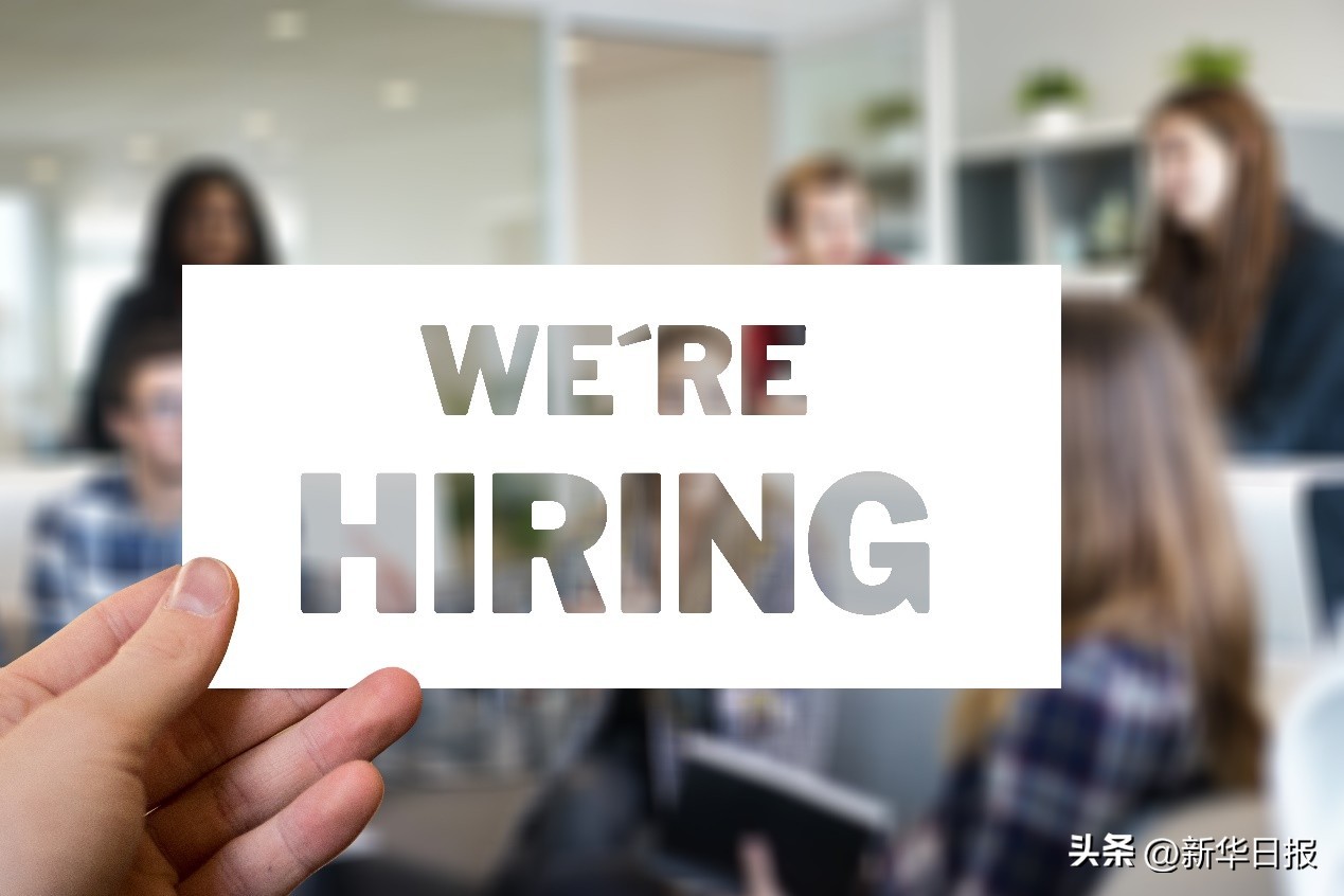 本科毕业5年月薪难过万?达内教育本科学员平均就业薪资超万元