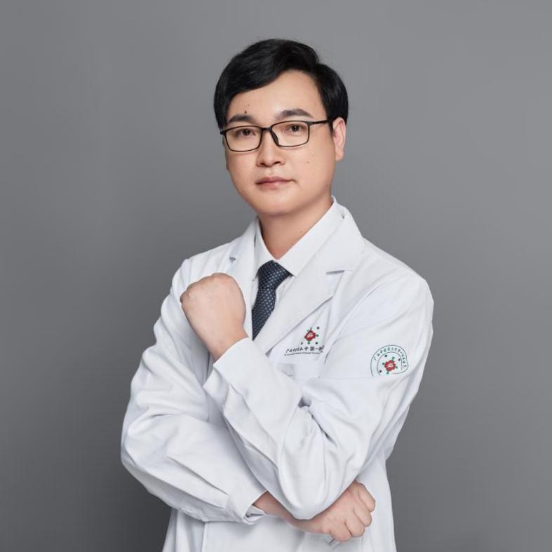 广西中医药大学义诊照片,广西医科大学第一附属医院义诊