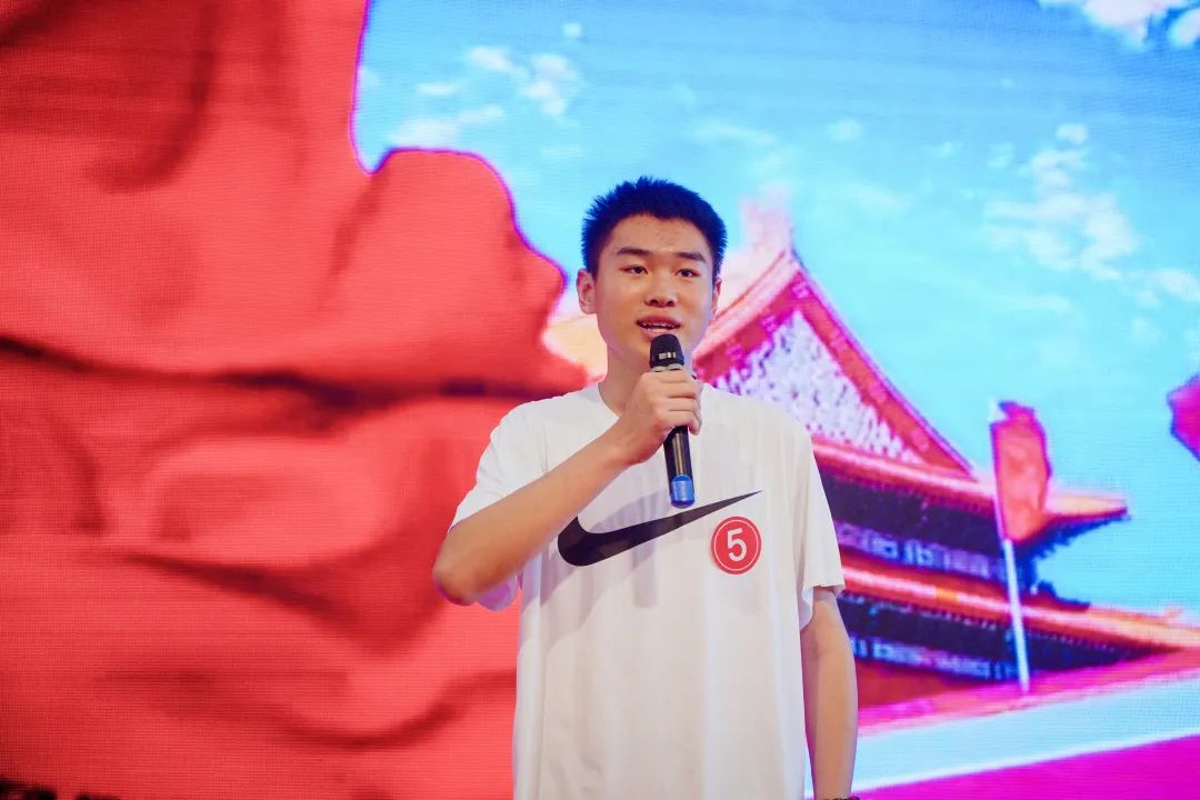 爱国爱校小学英语演讲,爱国爱校演讲小学