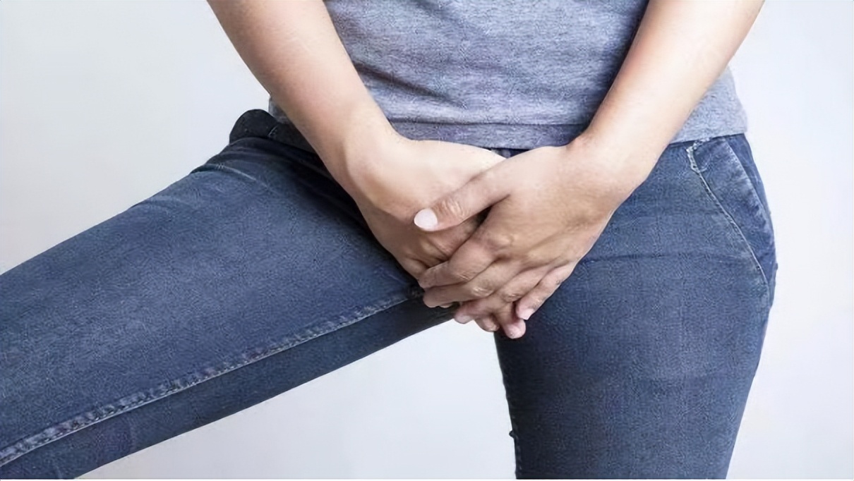 内裤上面很黄是妇科炎症吗,妇科裤头总是黄的是得了什么病