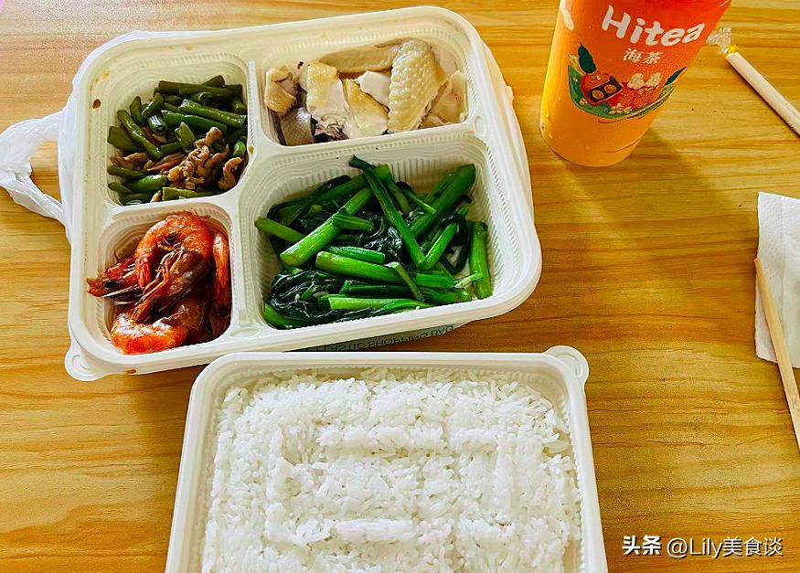 中秋节家人聚餐发朋友圈,中秋节家庭晒菜朋友圈