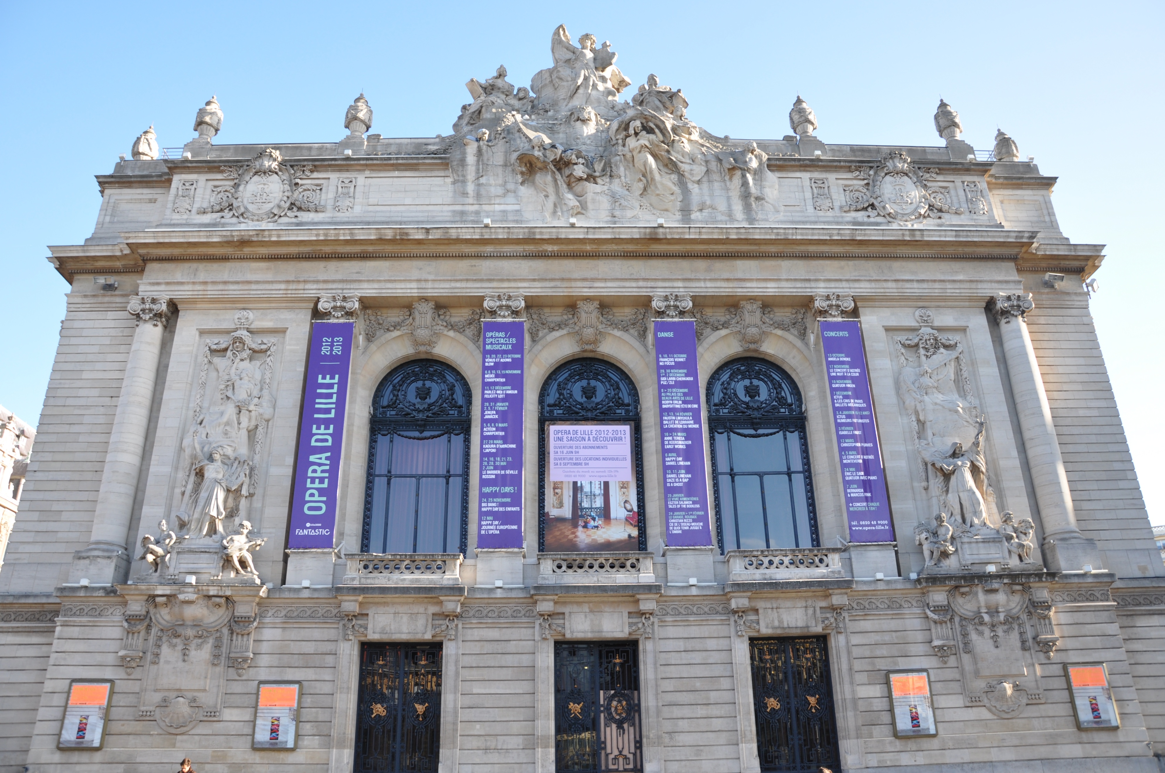 里尔卢浮宫,戴高乐里尔