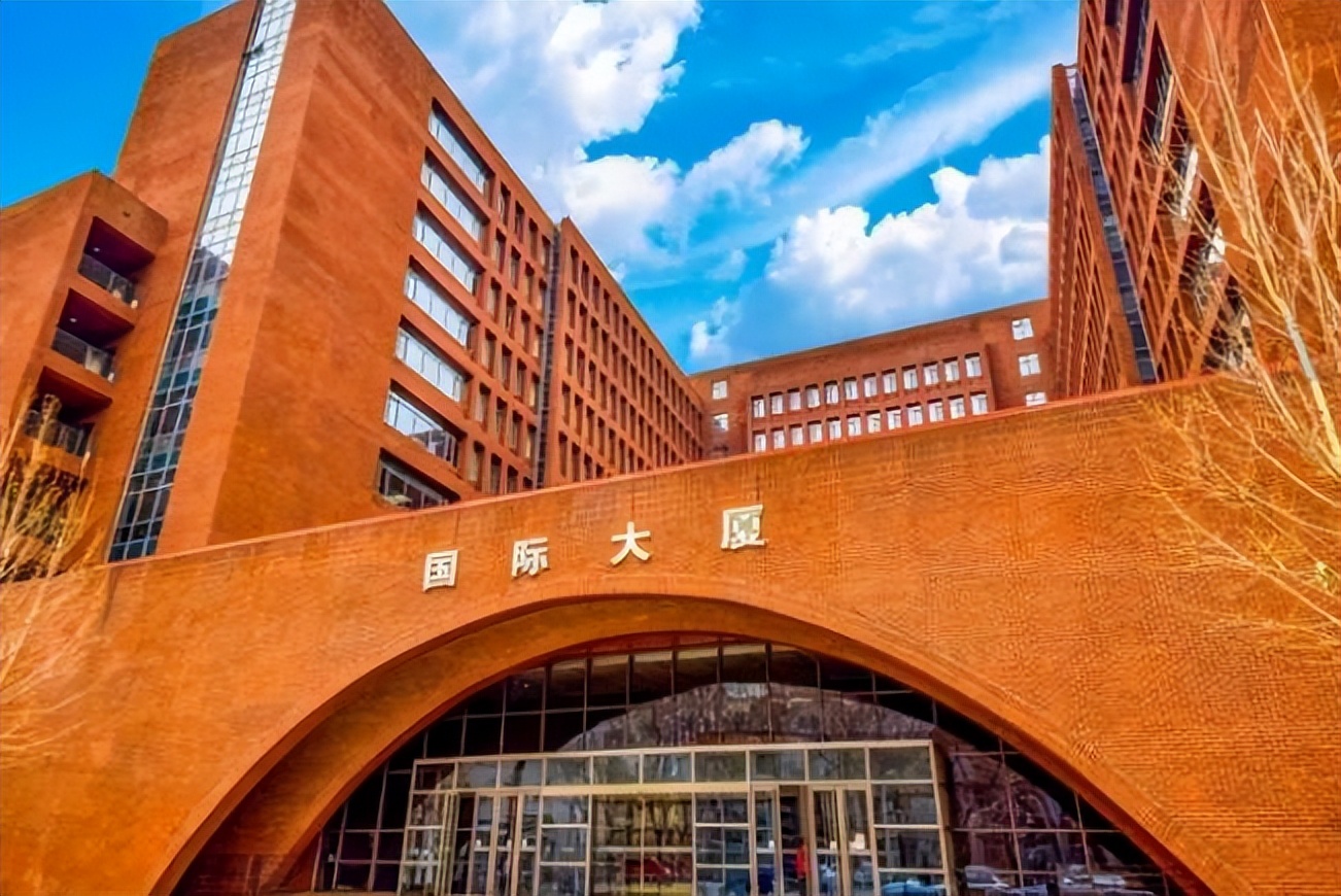 保研北大!参与冬奥!这位元气女孩:稳居专业第一,来自北京外国语大学