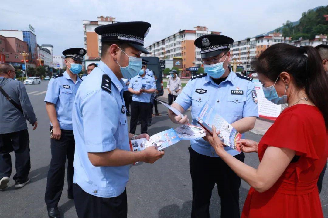国外食品安全标准不含中国成分,国外食品标注不含中国成分被怼