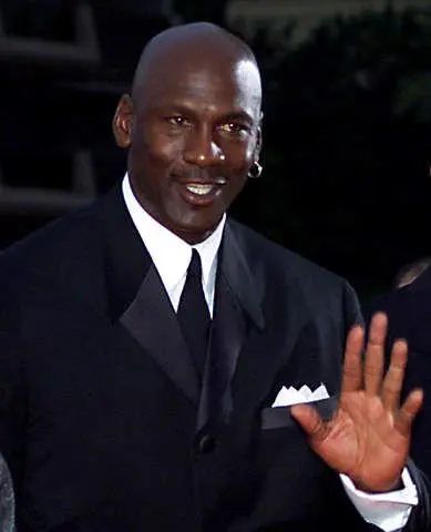 尤塞恩博尔特4x100米接力纪录,尤塞恩博尔特08年奥运会200米