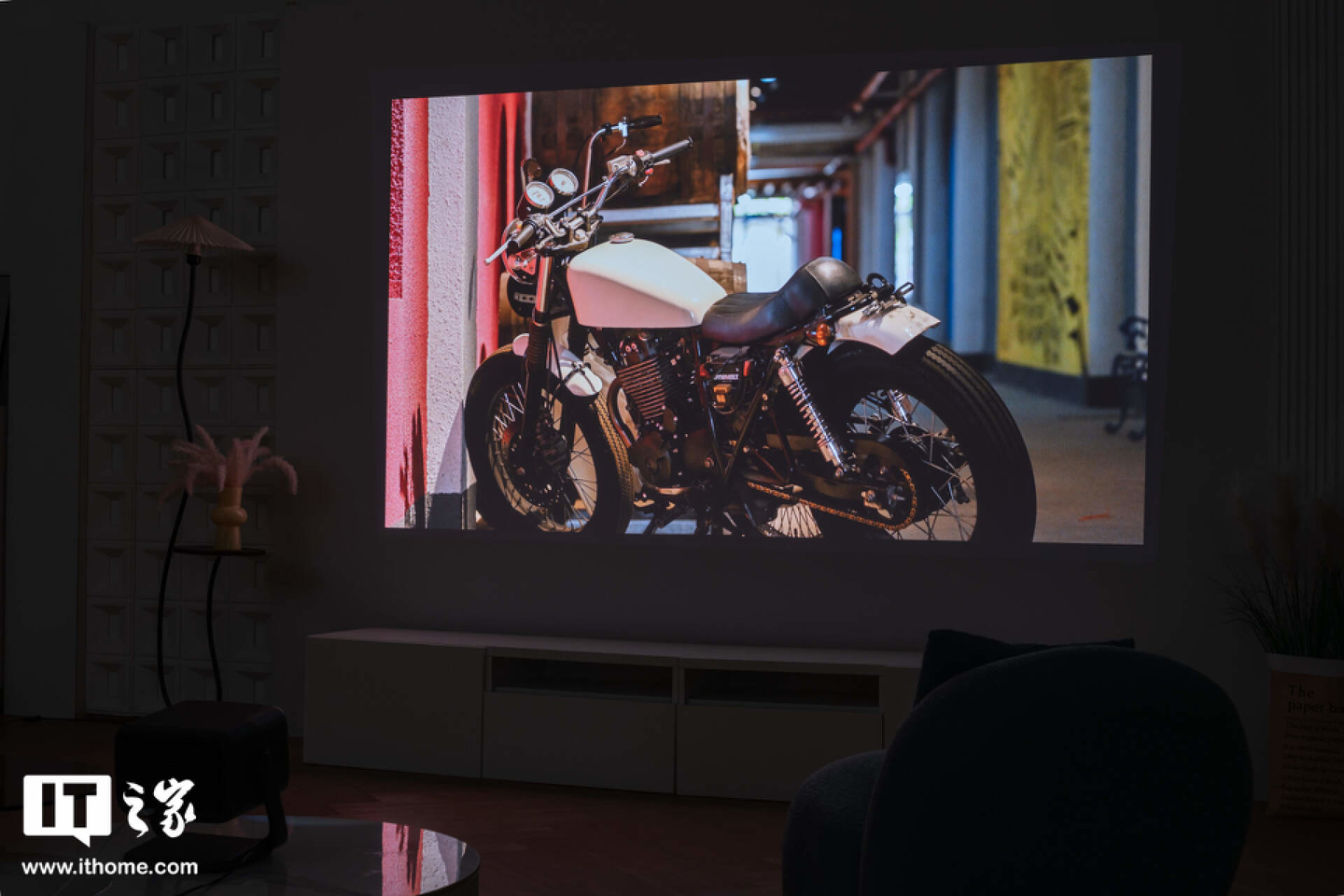 坚果n1spro4k演示,坚果N1SPro4K体验