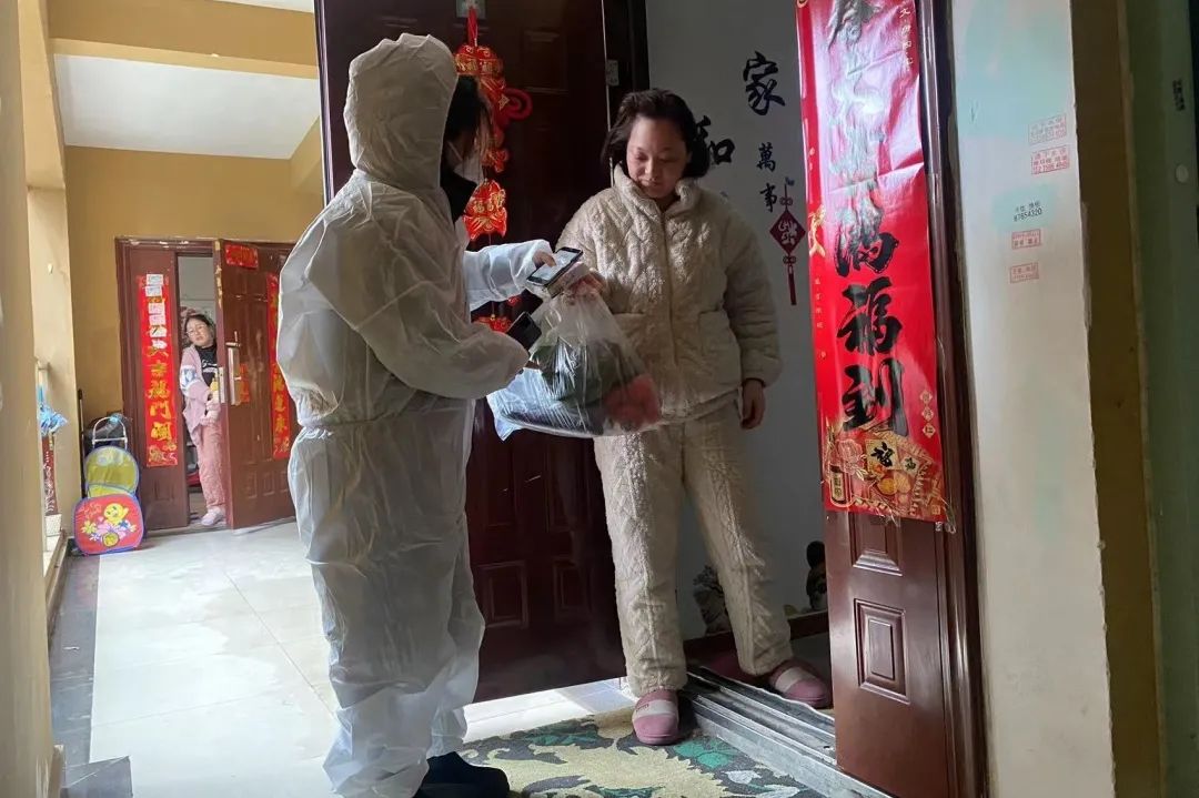 赞！同心抗疫，世纪金源服务筑牢疫情防控社区防线