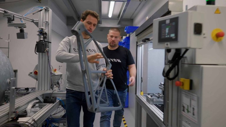 3D打印自行车车架：BigrepONE成为Canyon的创新助力-马路科技