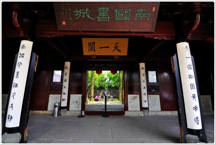 中国十大名楼一座比一座惊艳,黄鹤楼和什么楼称为三大名楼