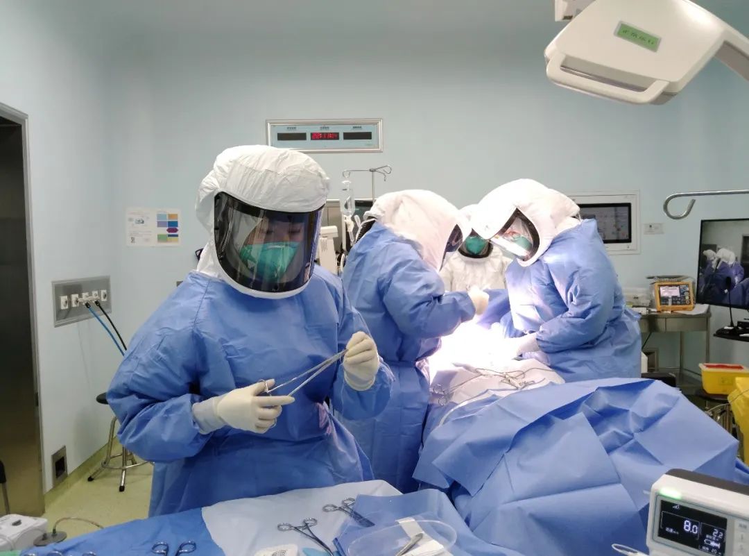 无锡五院还有新冠病人吗,首例新冠感染者手术
