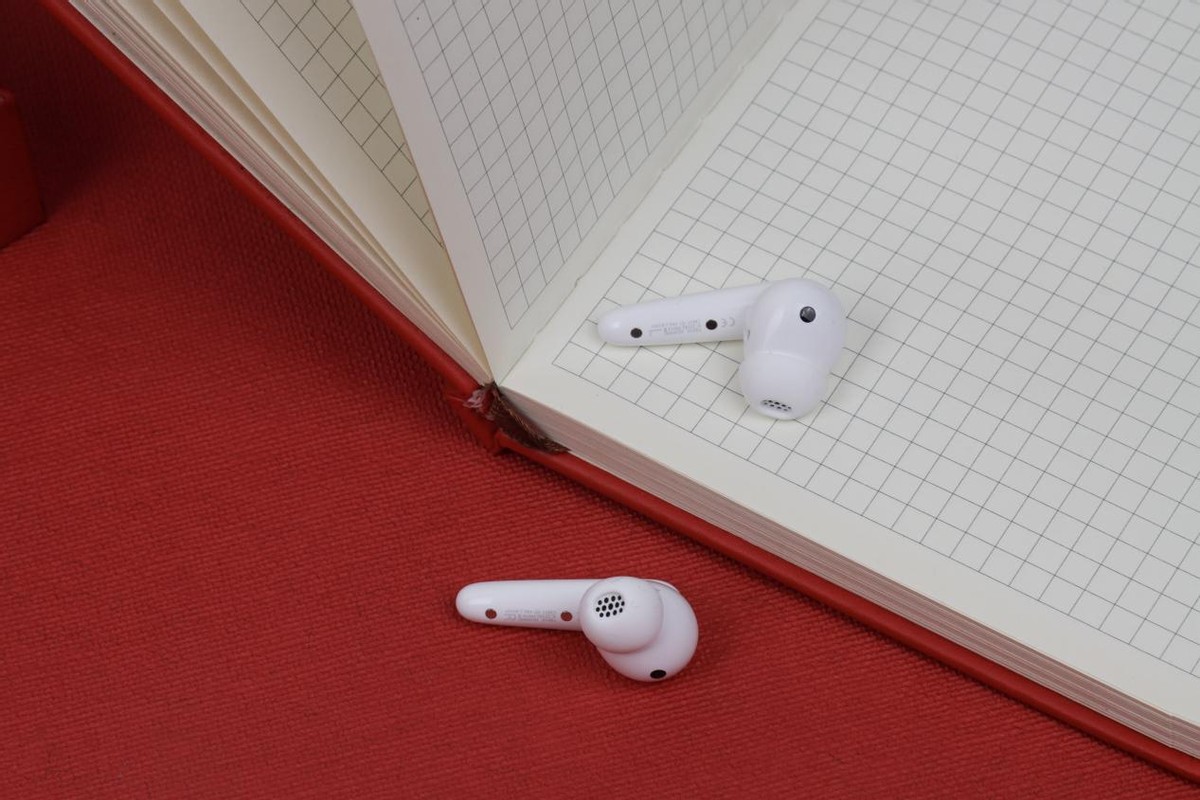 华为freebudsSE测评,华为freebudspro对比airpodspro