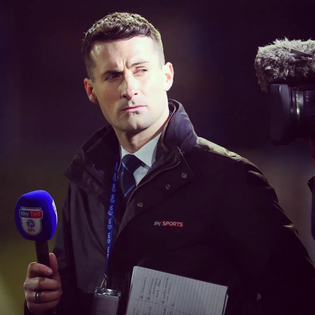 鏉板厠涓瑰凹灏旀柉瓒崇悆,鏉板厠路涓瑰凹灏旀柉