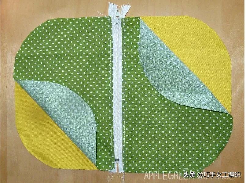 两块布制作的收纳袋,两块长方形布怎么做一个收纳袋