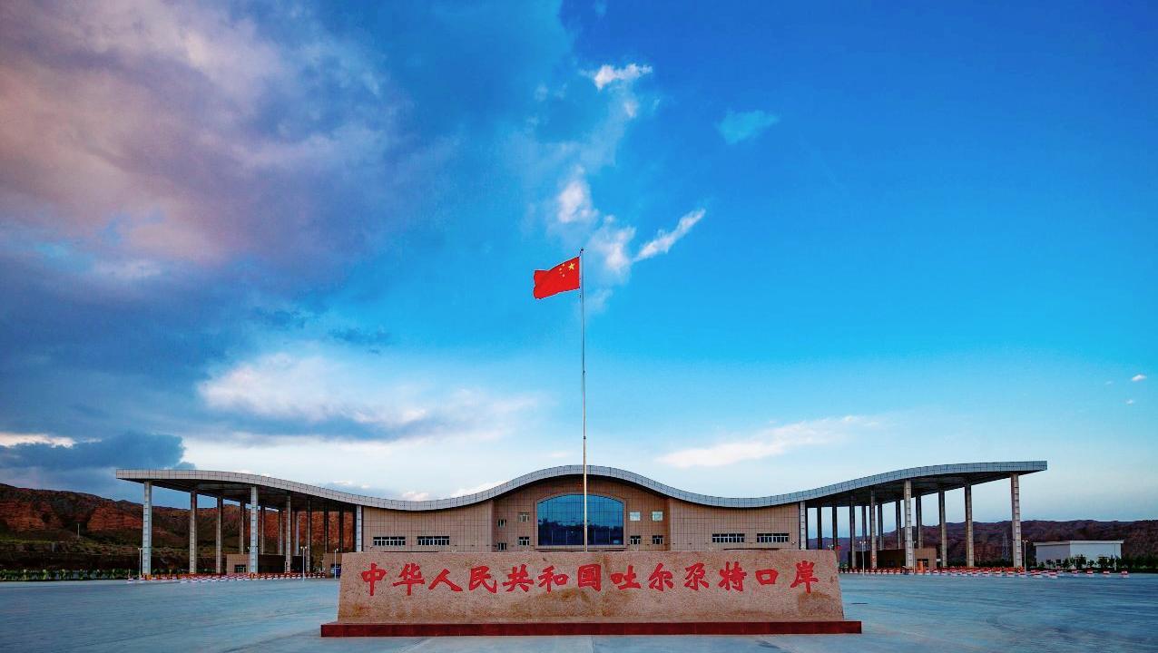 疆内陆地边境口岸城市都有哪些,19个沿边开放口岸具体是