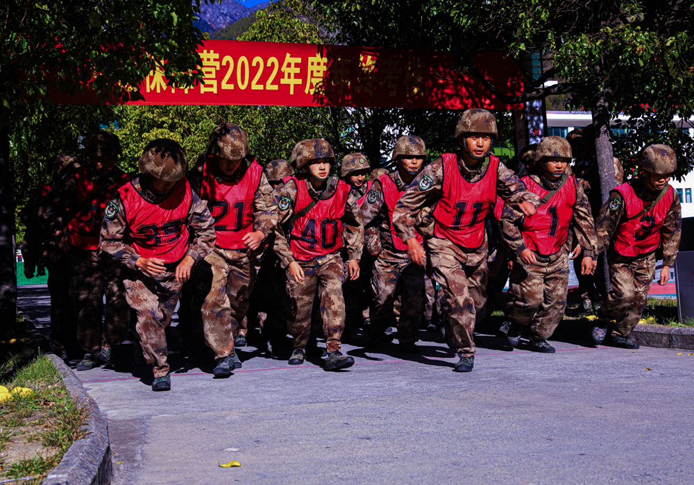 年终考核鼓干劲重整行装再出发,年度考核成绩汇总公示