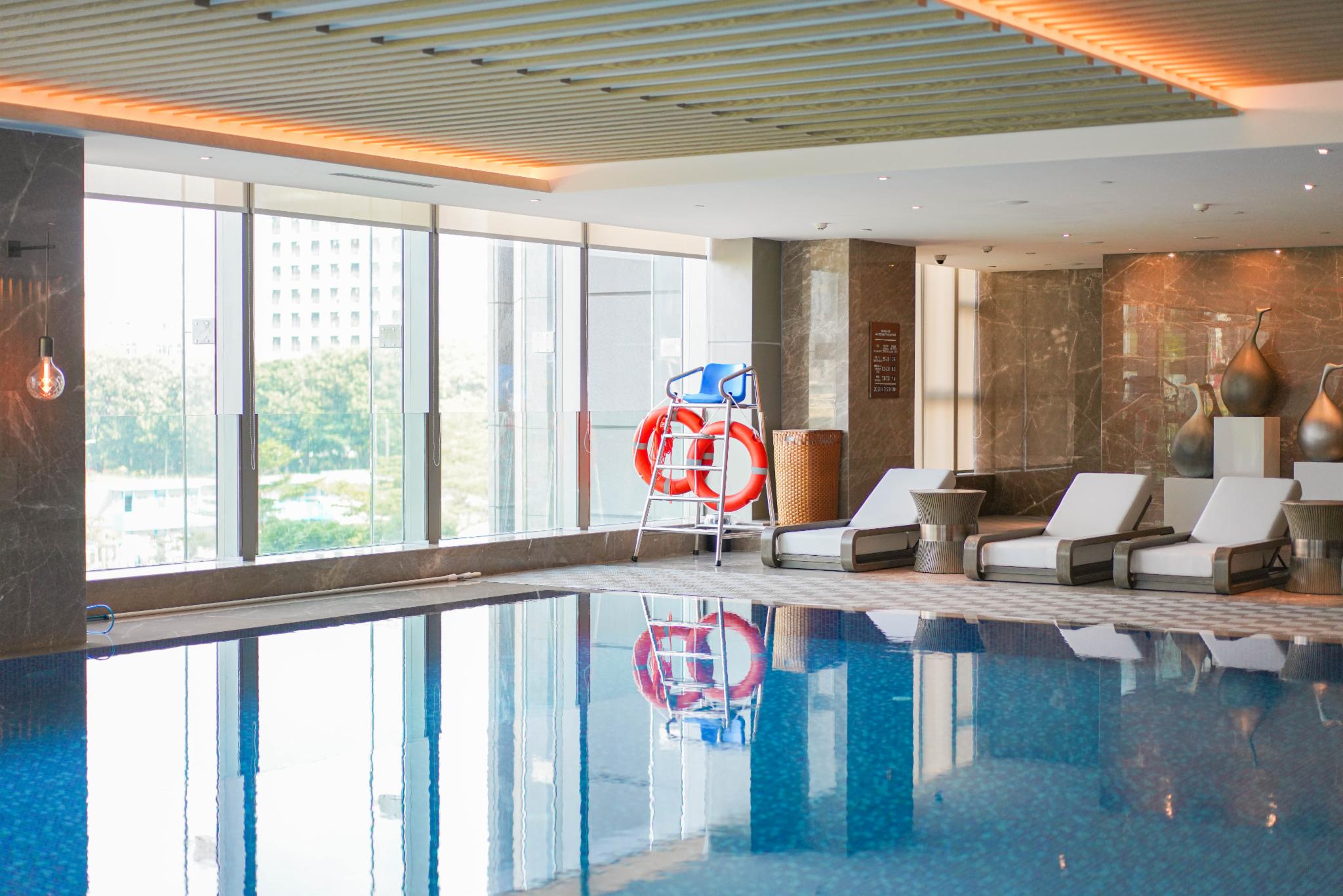 深圳机场旁的低调高雅酒店，尽享热带雨林花园，差旅入住首选酒店