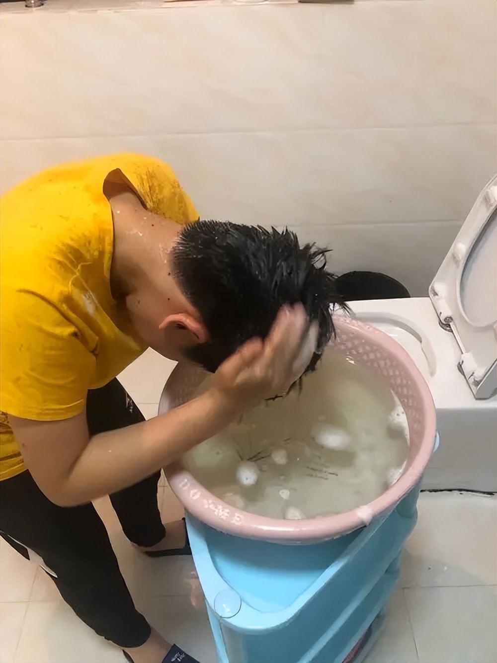 淘米水倒掉妙用,淘米水在日常生活中的几种用途