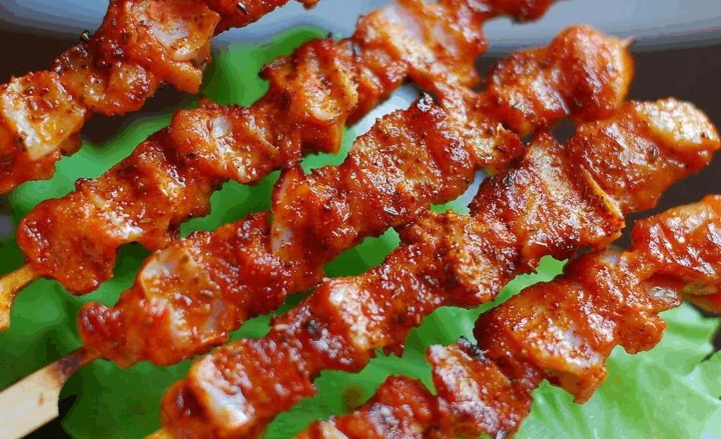 刚刚，我把月入2万元的烧烤店关掉了：表面风光，辛酸自己知道