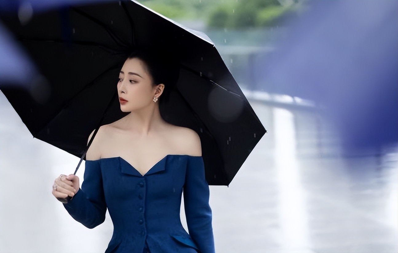 殷桃前夫入狱10年,前夫受审殷桃是否能独善其身